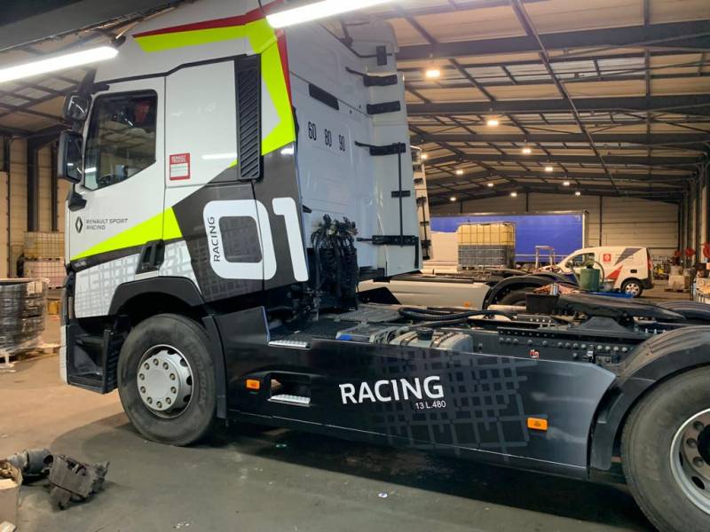 Transformez votre flotte automobile notre service de covering dans les Hauts-de-France !