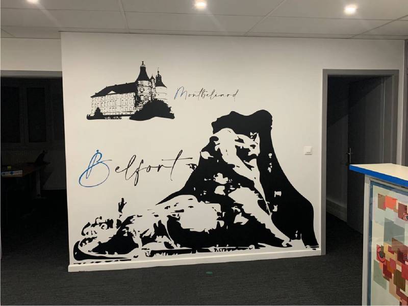 tdc-adhesif-mural-personnalise-socotec-belfort
